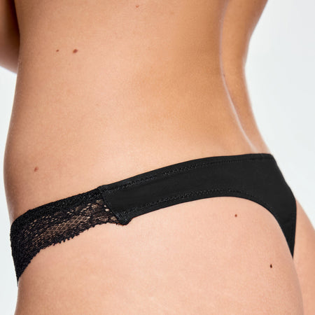 Smooth Fine Lace Thong Black - Image 2