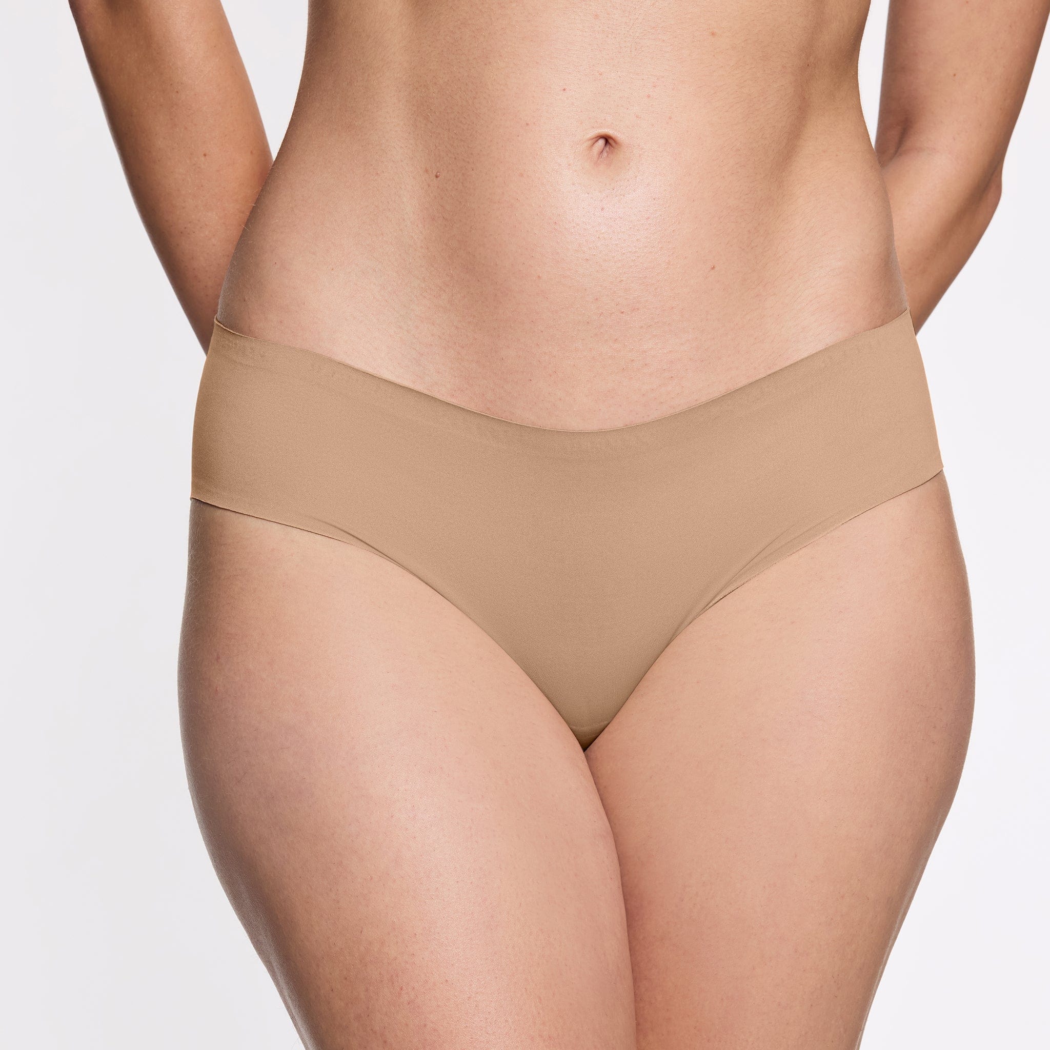 Simply Smooth No Show Hiphugger Fawn